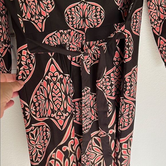 Ann Taylor Pink Sheath Dress with Cuffed Sleeves - Picture 3 of 8